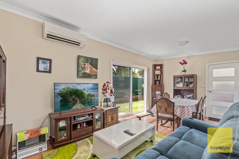 Photo - 47 Kawana Avenue, Blue Haven NSW 2262 - Image 6