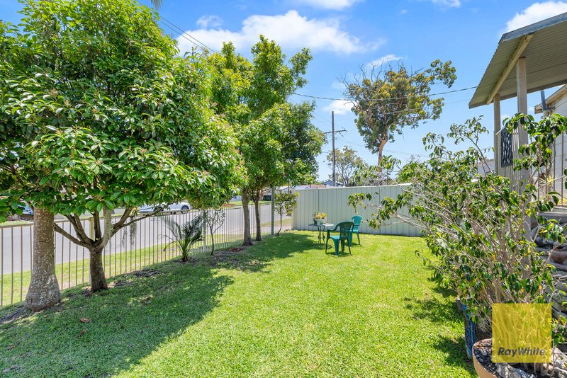 Photo - 47 Kawana Avenue, Blue Haven NSW 2262 - Image 15