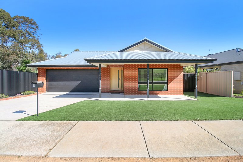 Photo - 47 Kenneth Watson Drive, Bandiana VIC 3691 - Image 1