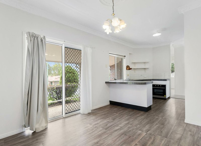 Photo - 47 Kirkcaldy Street, Morayfield QLD 4506 - Image 4