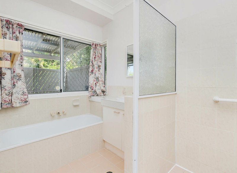 Photo - 47 Kirkcaldy Street, Morayfield QLD 4506 - Image 8