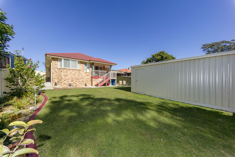 Photo - 47 Kourung , Ettalong Beach NSW 2257 - Image 11