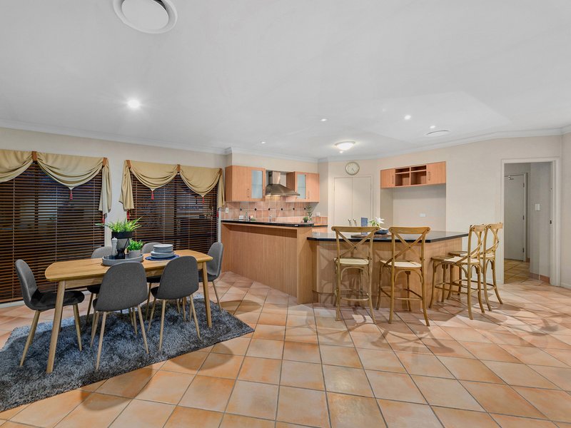 Photo - 47 Kurrajong Place, Bridgeman Downs QLD 4035 - Image 9