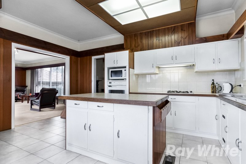 Photo - 47 Leicester Avenue, Glen Waverley VIC 3150 - Image 2