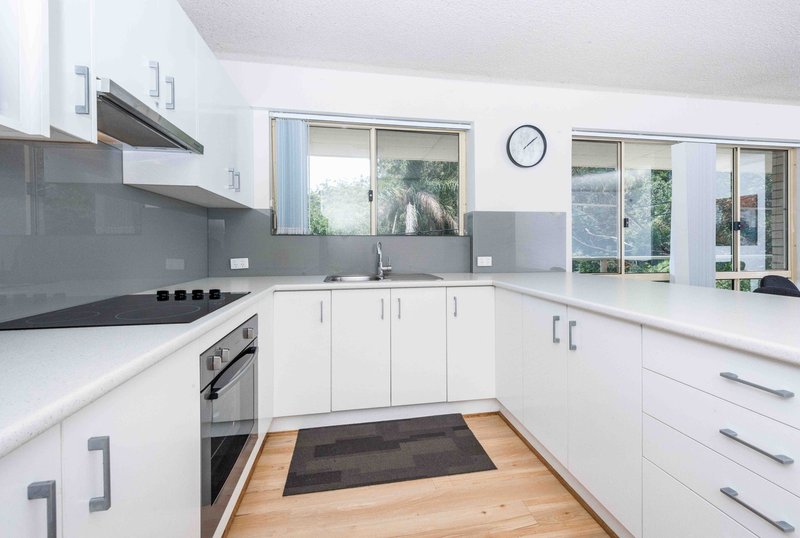 Photo - 4/7 Lillian Street, Shoal Bay NSW 2315 - Image 6