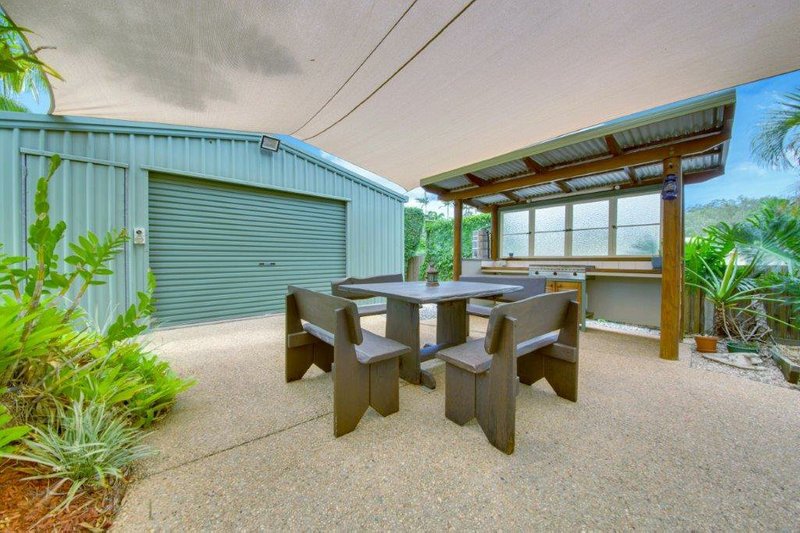 Photo - 47 Malpas Street, Boyne Island QLD 4680 - Image 16