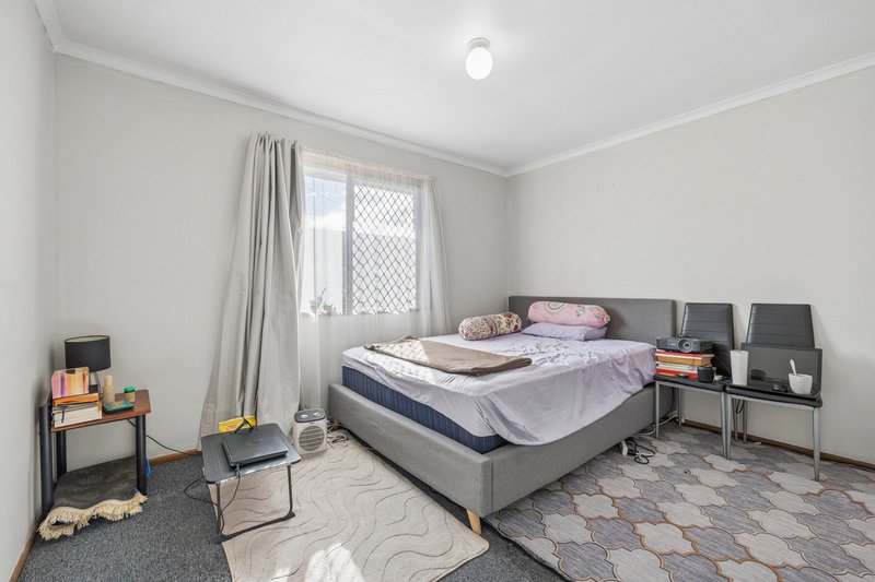 Photo - 4/7 Marlow Street, Woodridge QLD 4114 - Image 5