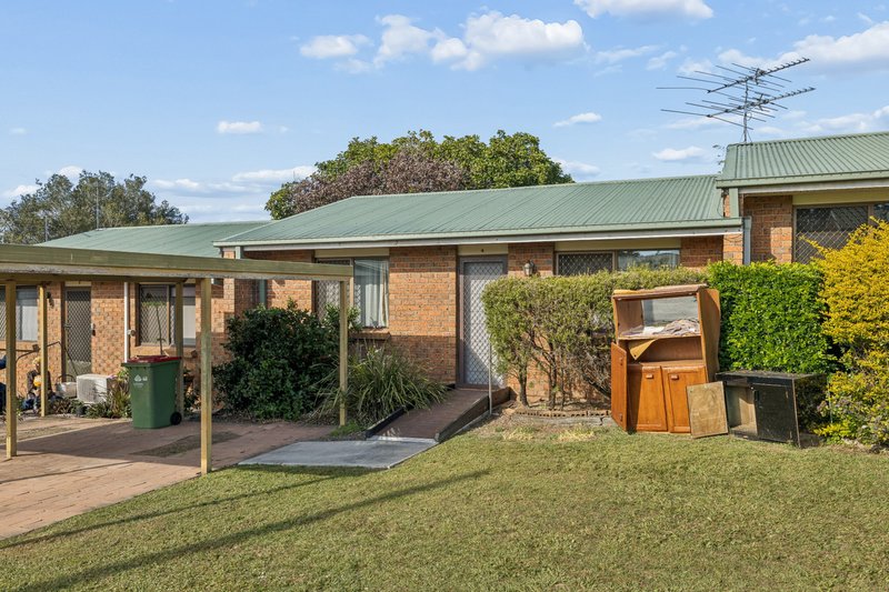 Photo - 4/7 Marlow Street, Woodridge QLD 4114 - Image 10