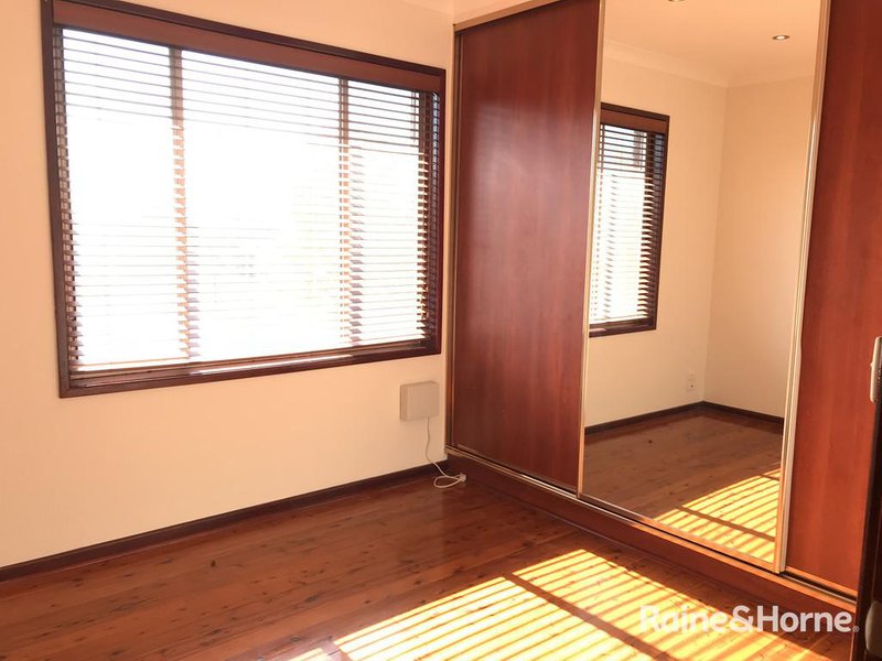 Photo - 47 Matthews Street, Wollongong NSW 2500 - Image 5