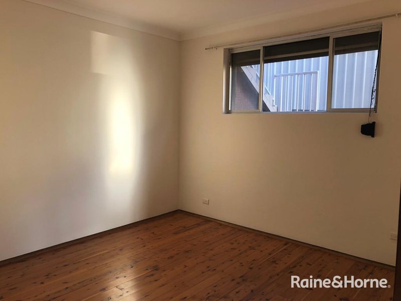 Photo - 47 Matthews Street, Wollongong NSW 2500 - Image 6