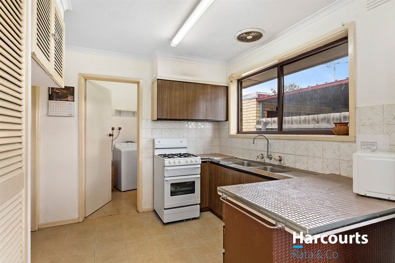 Photo - 47 Mckimmies Road, Lalor VIC 3075 - Image 4