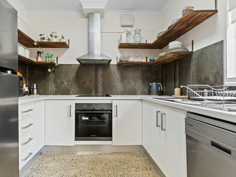 Photo - 4/7 Mcpherson Close, Edge Hill QLD 4870 - Image 1