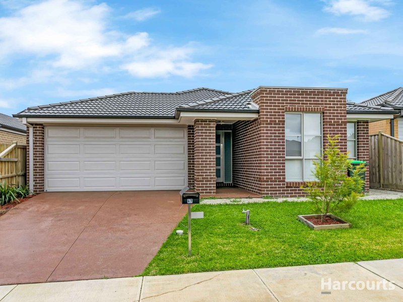 Photo - 47 Meadowbrook Crescent, Warragul VIC 3820 - Image 2