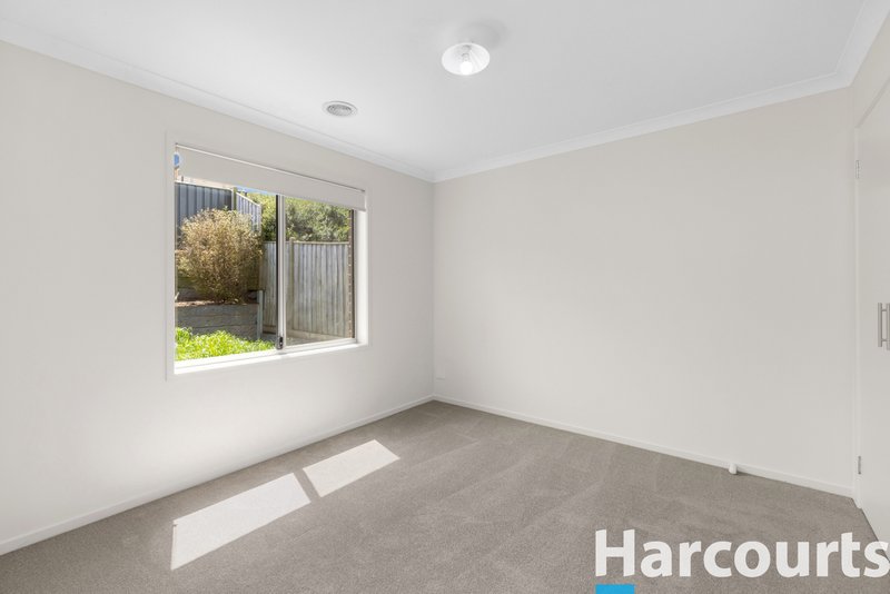 Photo - 47 Meadowbrook Crescent, Warragul VIC 3820 - Image 9