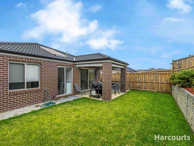 Photo - 47 Meadowbrook Crescent, Warragul VIC 3820 - Image 10