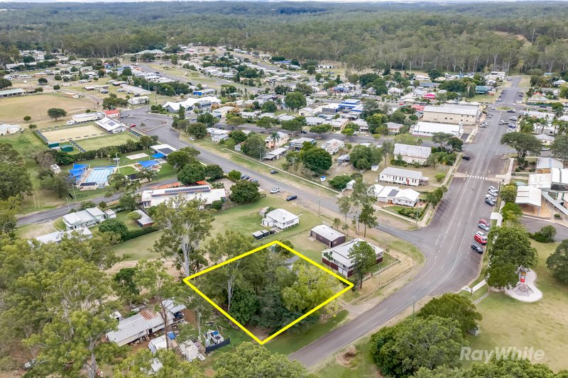 Photo - 47 Milden Street, Gin Gin QLD 4671 - Image 23