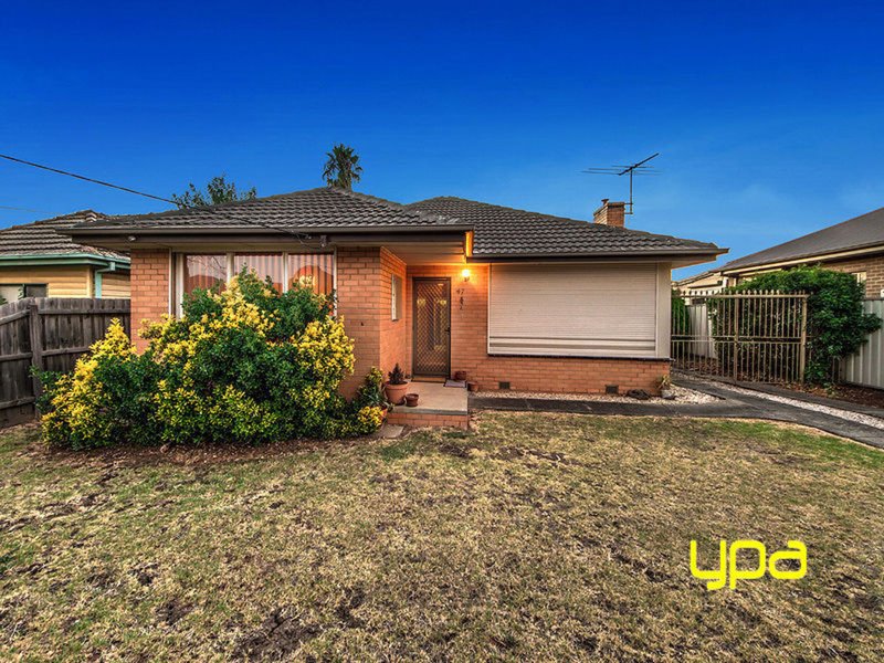 Photo - 47 Millawa Avenue, St Albans VIC 3021 - Image 2