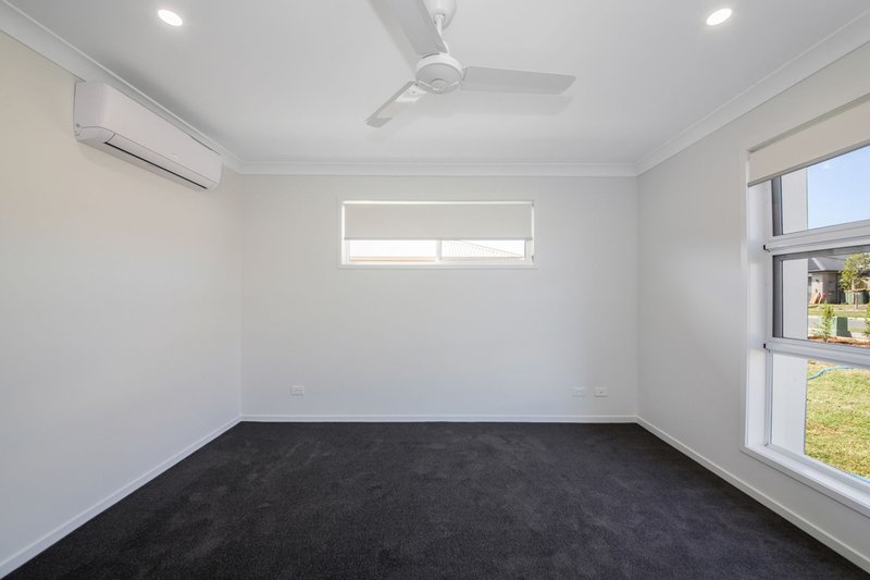 Photo - 47 Mirinae Circuit, Pimpama QLD 4209 - Image 6