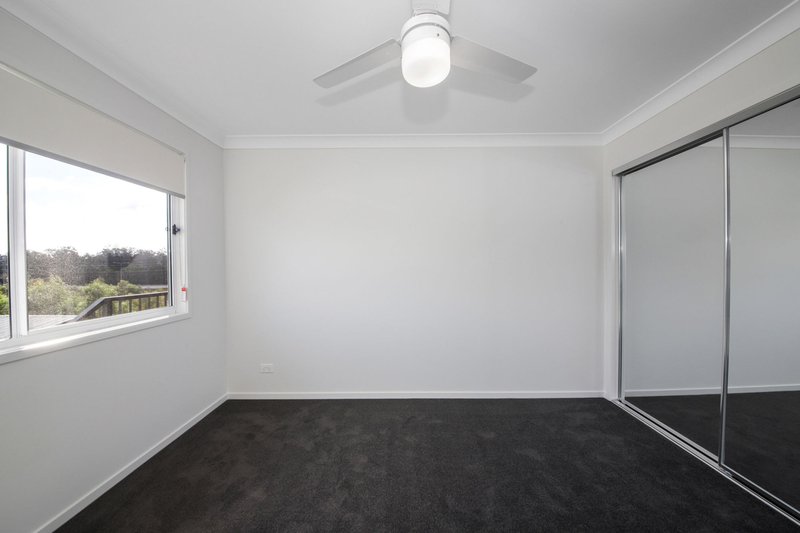 Photo - 47 Mirinae Circuit, Pimpama QLD 4209 - Image 9