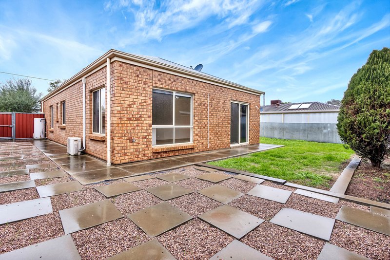 Photo - 47 Moir Street, Smithfield SA 5114 - Image 2