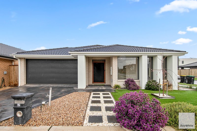 47 Monticiano Road, Fraser Rise VIC 3336