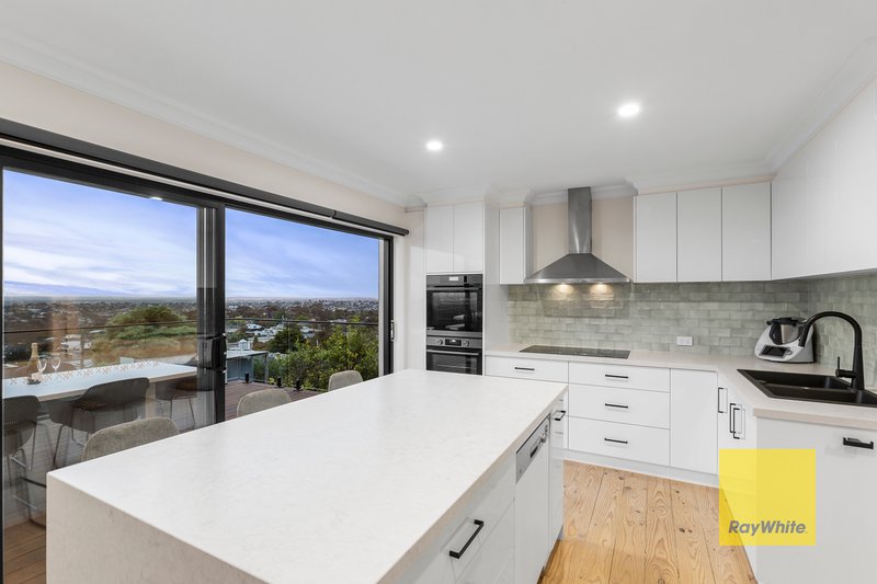 Photo - 47 Montpellier Drive, Highton VIC 3216 - Image 7