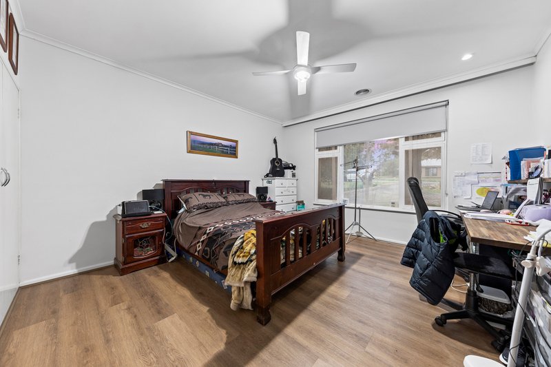 Photo - 47 Nar Nar Goon Road, Nar Nar Goon VIC 3812 - Image 9