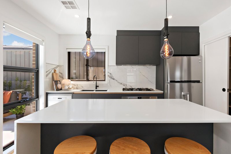 Photo - 47 Negus Crescent, Watson ACT 2602 - Image 5