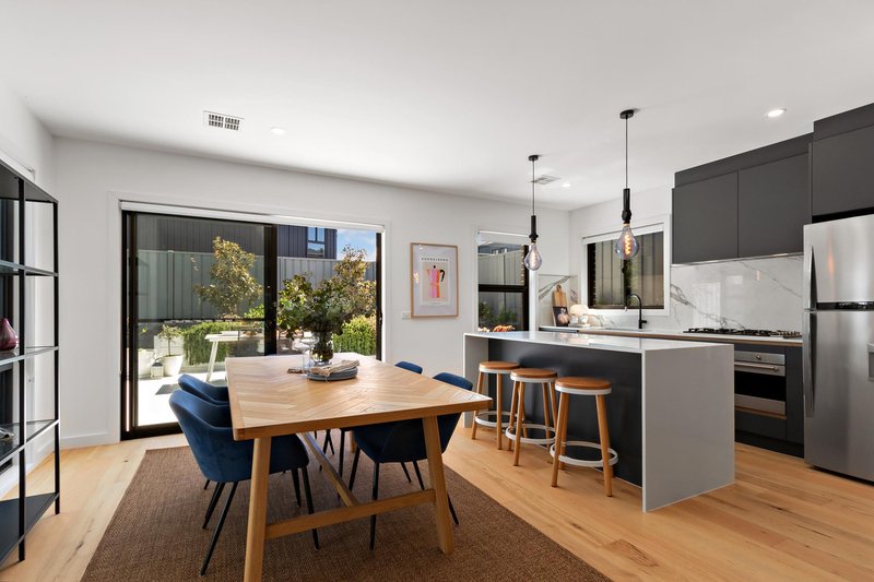 Photo - 47 Negus Crescent, Watson ACT 2602 - Image 11