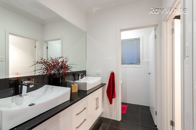 Photo - 47 Nelson Crescent, Mawson Lakes SA 5095 - Image 9