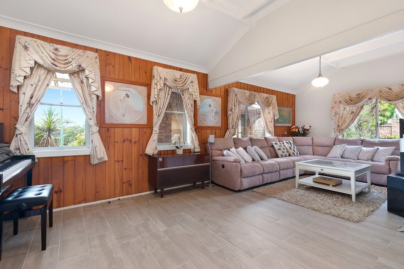 Photo - 47 Old Berowra Road, Hornsby NSW 2077 - Image 3