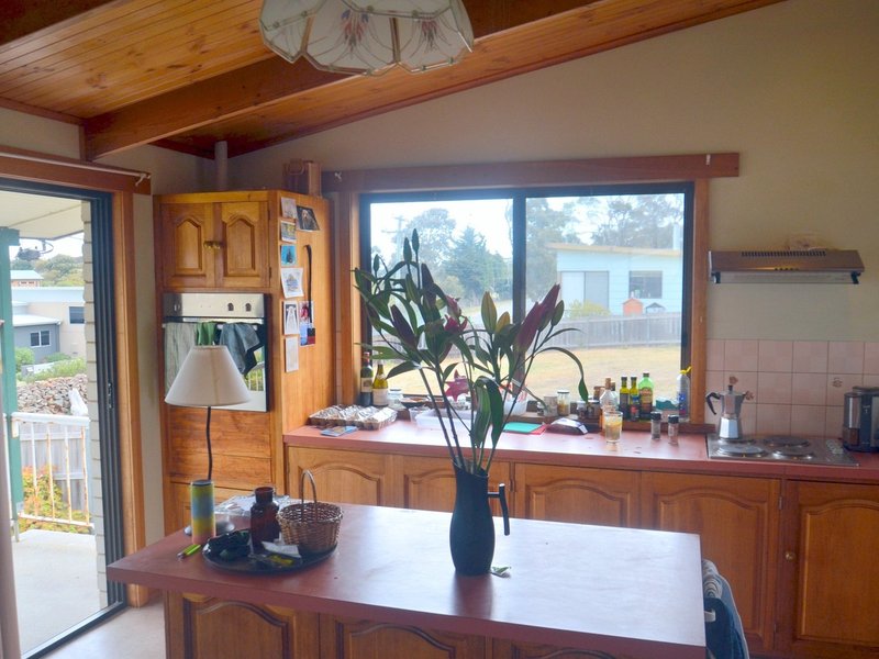 Photo - 47 Old Spring Bay Road, Swansea TAS 7190 - Image 2