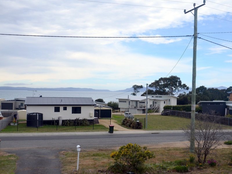 Photo - 47 Old Spring Bay Road, Swansea TAS 7190 - Image 11