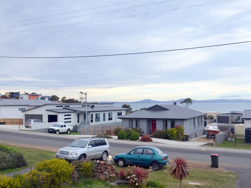 Photo - 47 Old Spring Bay Road, Swansea TAS 7190 - Image 12