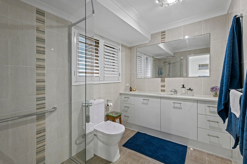 Photo - 47 Oxford Crescent, Bridgeman Downs QLD 4035 - Image 11