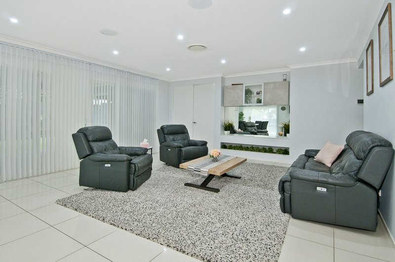 Photo - 47 Penneshaw Crescent, Ormeau QLD 4208 - Image 7