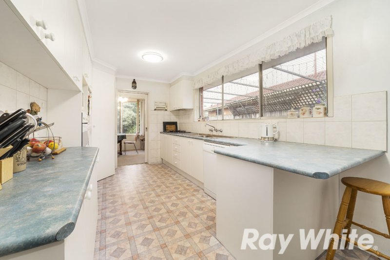 Photo - 47 Pickford Street, Burwood East VIC 3151 - Image 4