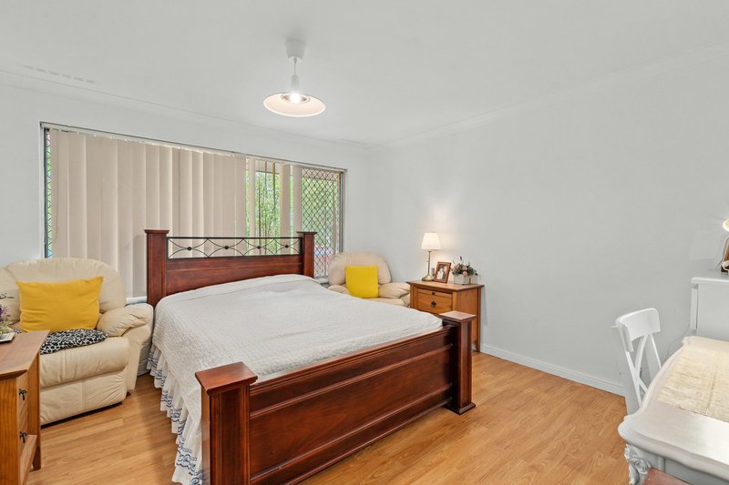 Photo - 47 Probert Road, Thornlie WA 6108 - Image 5