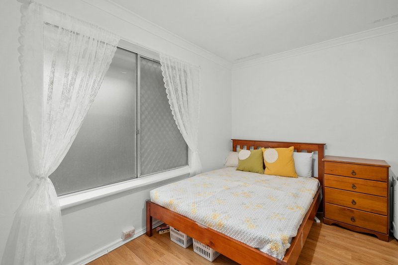 Photo - 47 Probert Road, Thornlie WA 6108 - Image 6