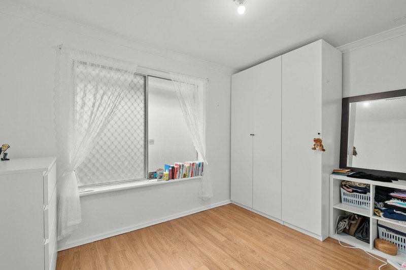 Photo - 47 Probert Road, Thornlie WA 6108 - Image 7