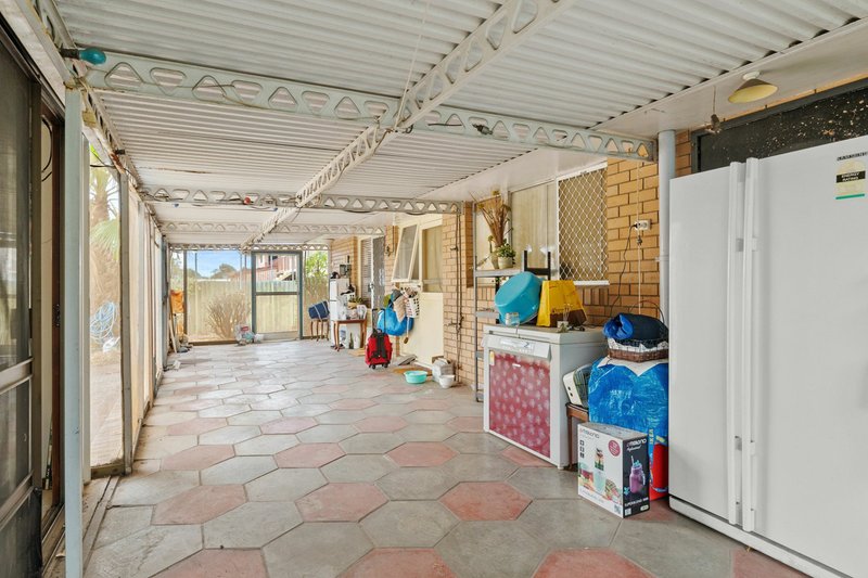 Photo - 47 Probert Road, Thornlie WA 6108 - Image 9