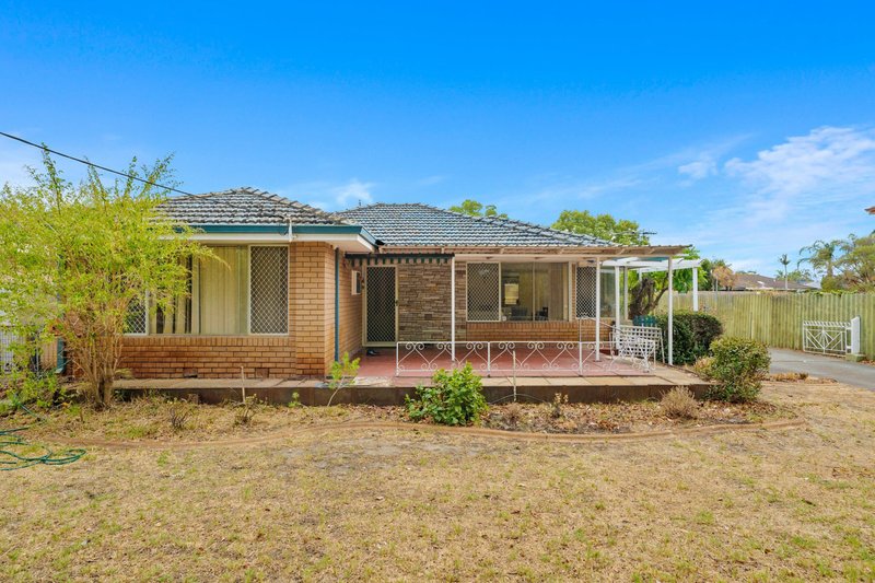 Photo - 47 Probert Road, Thornlie WA 6108 - Image 13