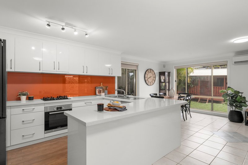 Photo - 47 Ravensbourne Circuit, Dural NSW 2158 - Image 6