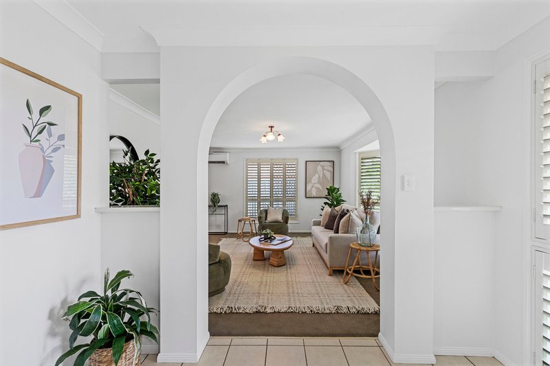 Photo - 47 Reginald Avenue, Arana Hills QLD 4054 - Image 2
