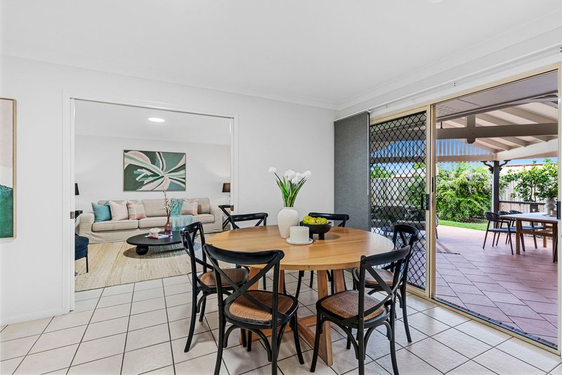 Photo - 47 Reginald Avenue, Arana Hills QLD 4054 - Image 7