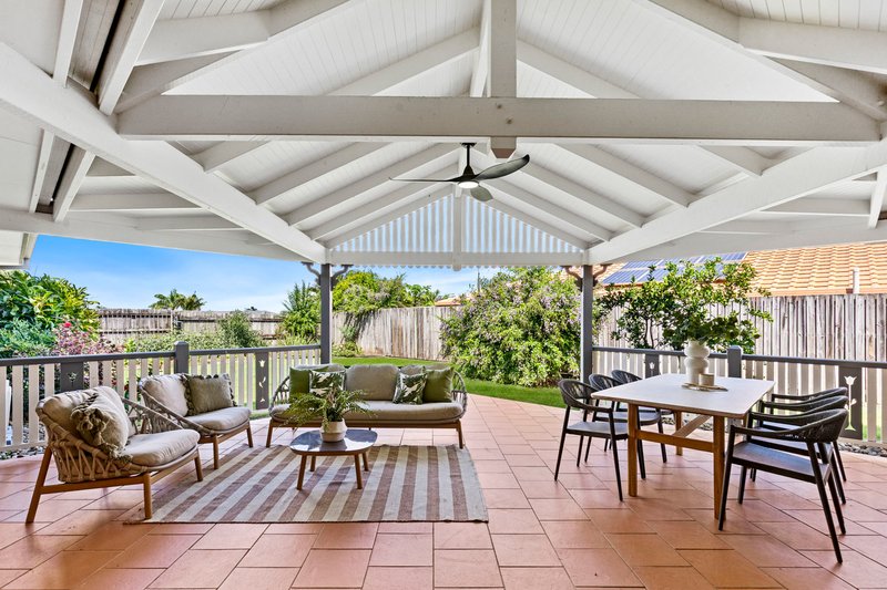 Photo - 47 Reginald Avenue, Arana Hills QLD 4054 - Image 10