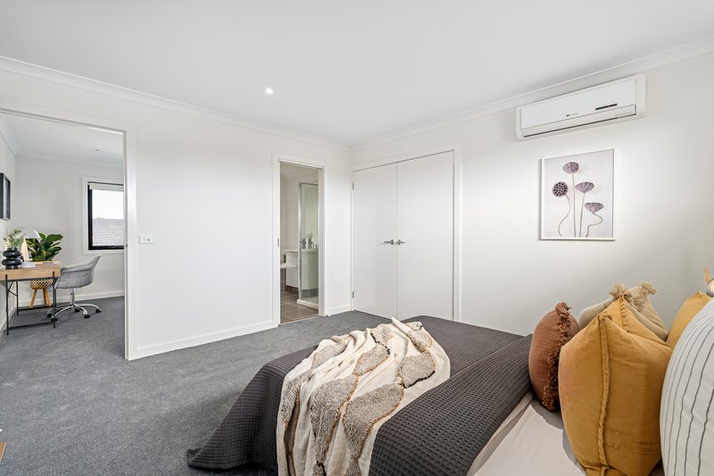 Photo - 4/7 Reid Street, Frankston VIC 3199 - Image 7