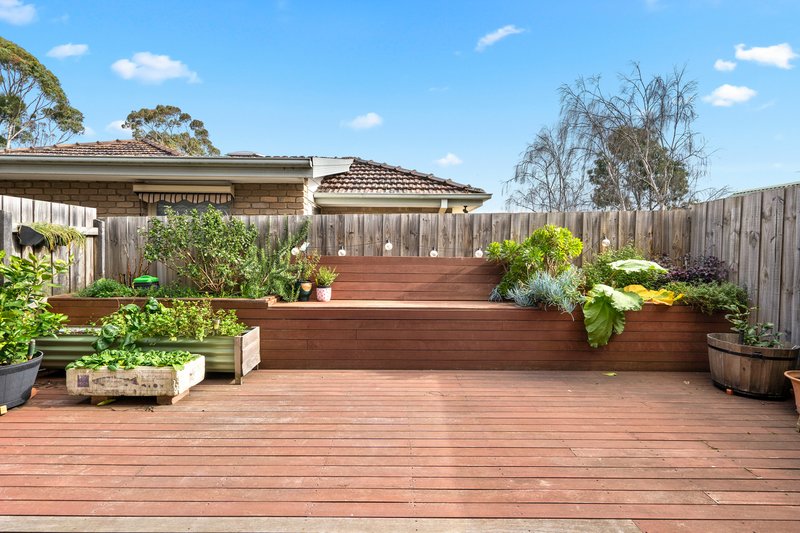 Photo - 47 Reid Street, South Morang VIC 3752 - Image 12