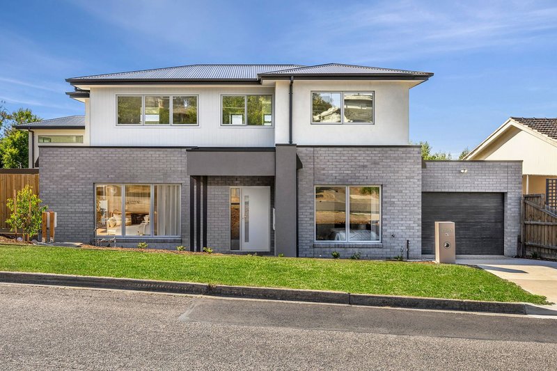 Photo - 47 Reigate Road, Highton VIC 3216 - Image 1