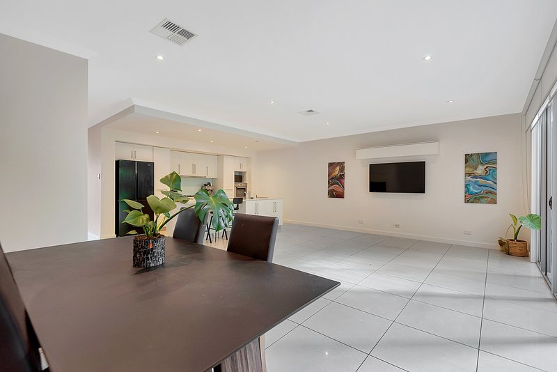 Photo - 47 Riverside Street, Mawson Lakes SA 5095 - Image 10